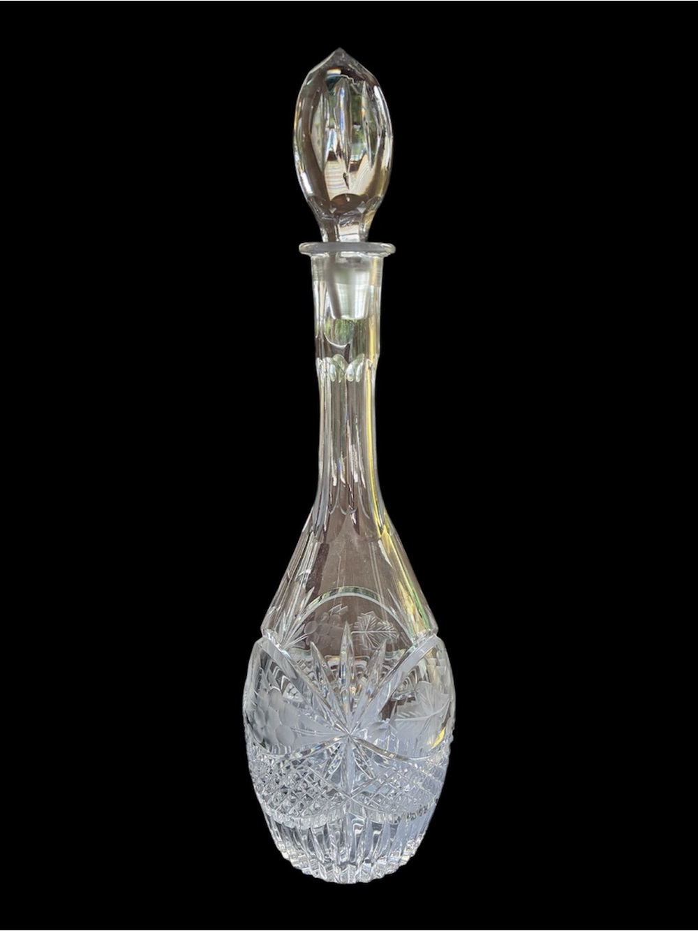 Crystal Cut Glass Decanter with Stopper - Chardonnay Pattern